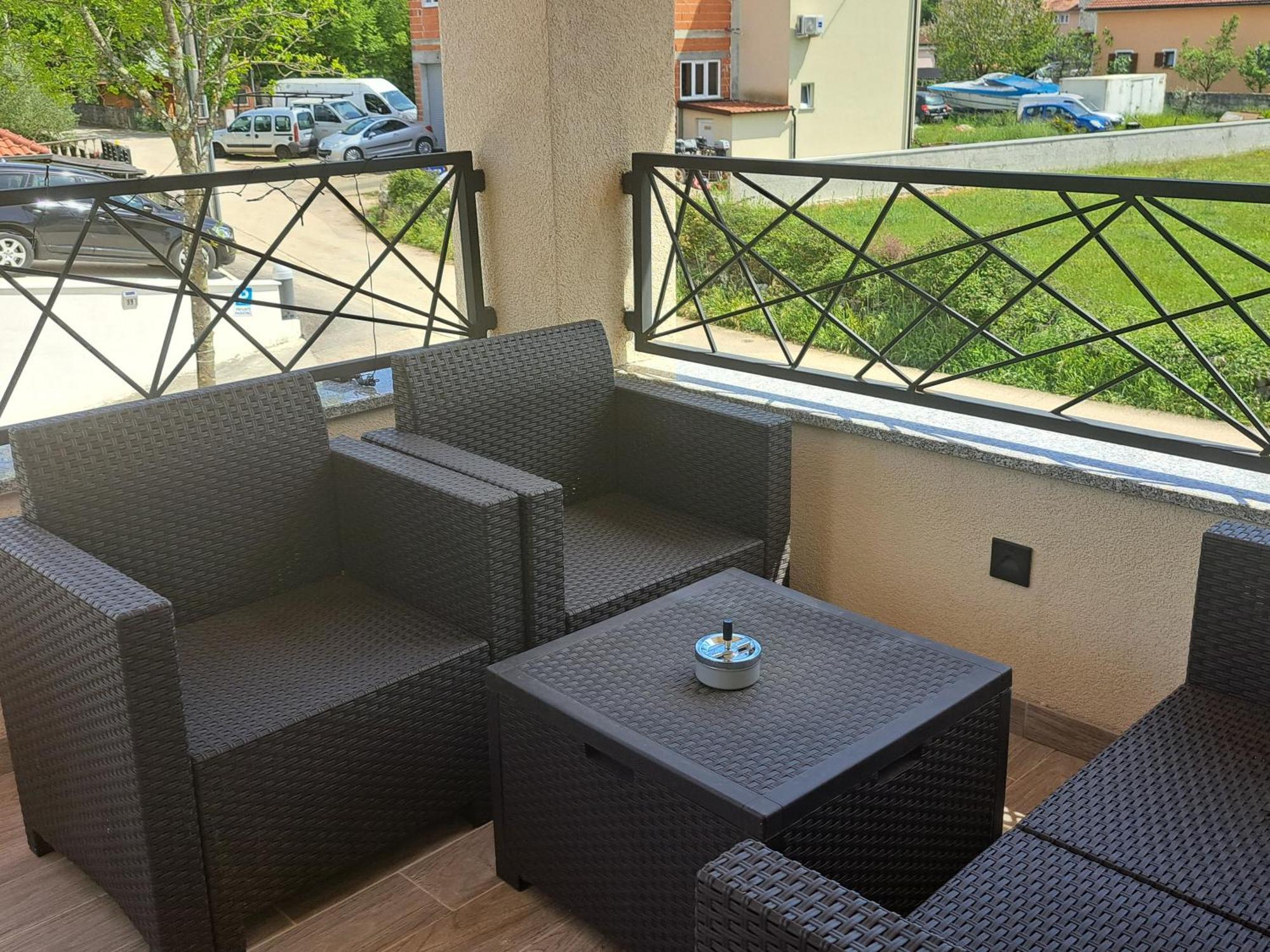 Blue Harmony 2 Apartment Malinska Bagian luar foto